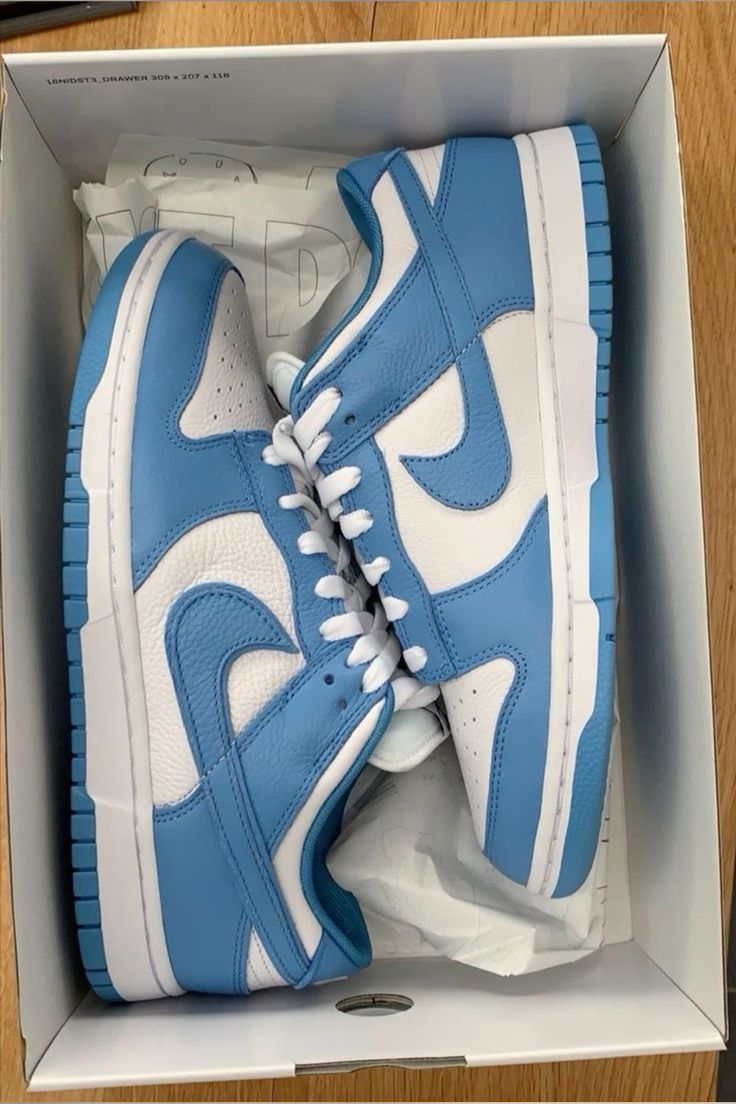 Dunk Low "University Blue" sneakers