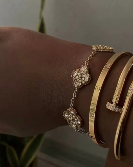 Artemis Gold Wrist Stack Set